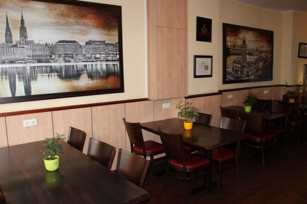 Altan Hotel Hamburg Exterior photo